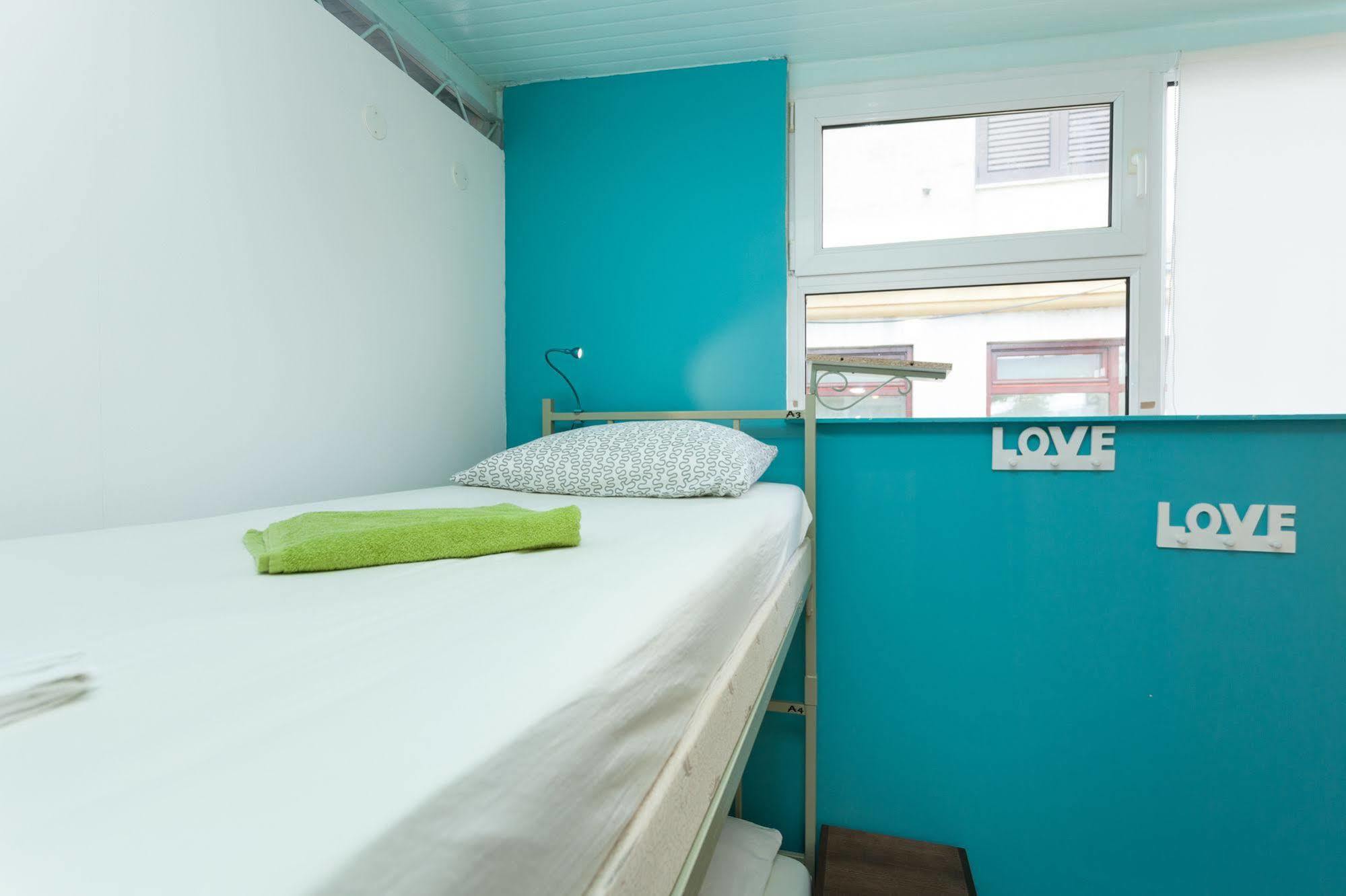 Roundabout Hostel - Hostel Rovinj Exterior foto